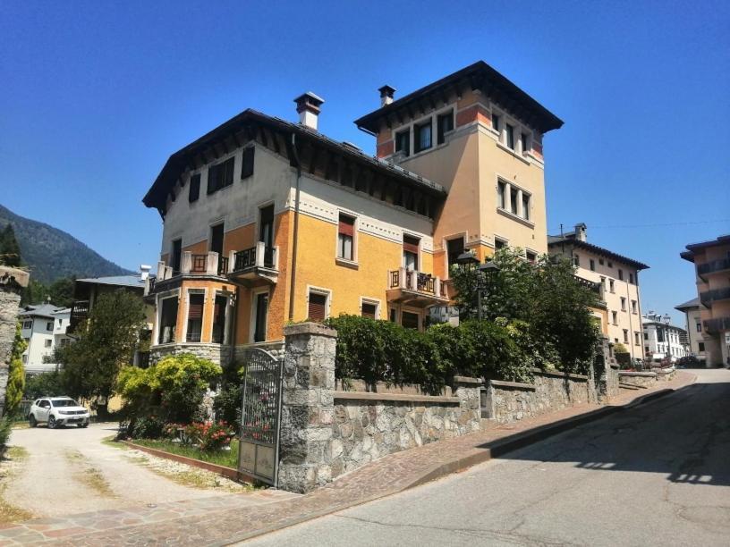 Villa Ester -Residenze Dolomitiche- Pieve di Cadore Exterior photo